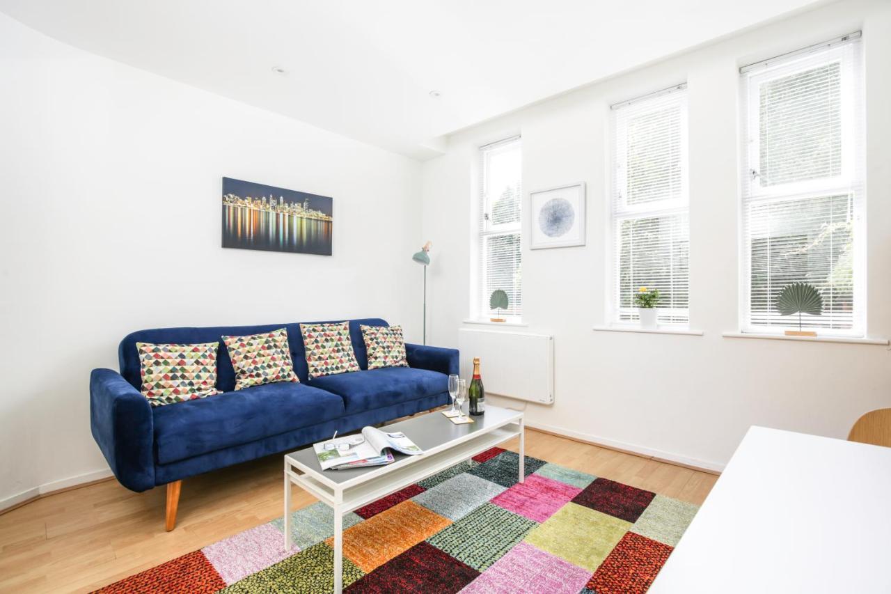 Perfect Centre Location - Historic Albion Mews *